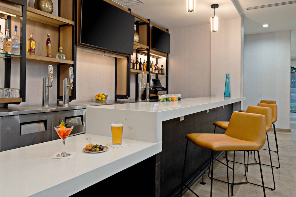 Residence Inn by Marriott Valencia - photo 28