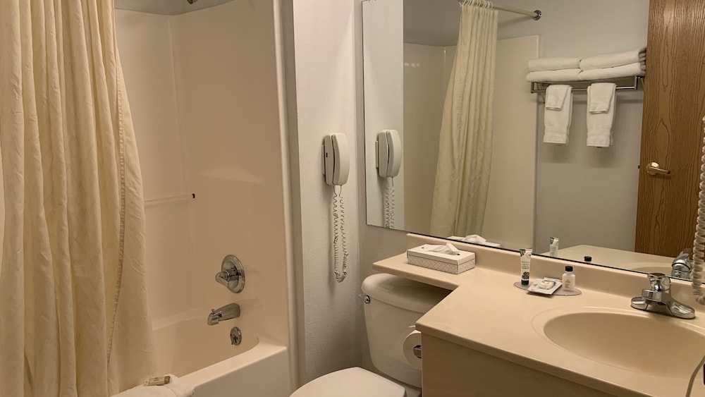 Fairbridge Inn & Suites Miles City - photo 45