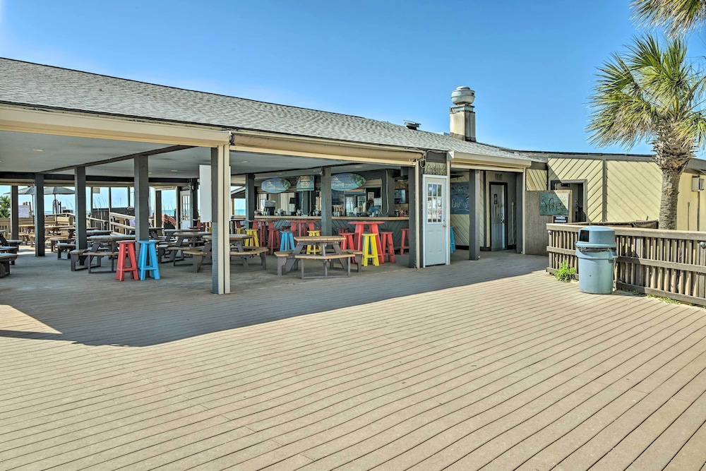 Beach & Pool Access: Resort style Myrtle Beach Gem - photo 31