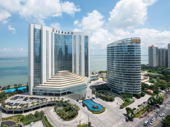 Furama Hotel Beihai in Beihai, People's Republic of China