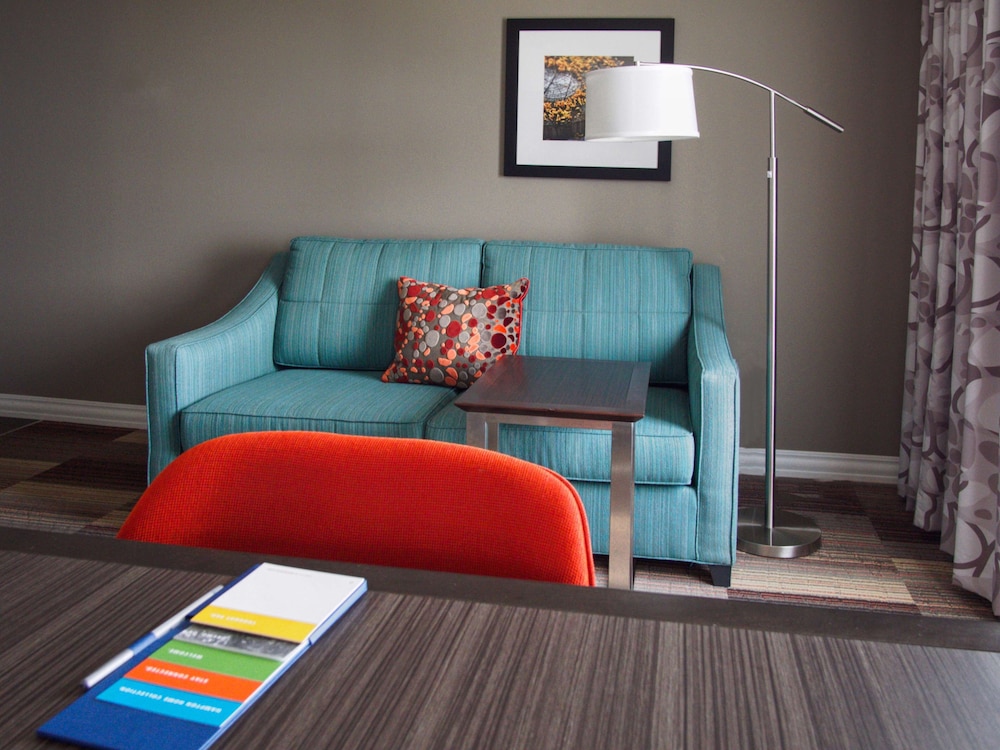 Hampton Inn & Suites Moore - photo 14