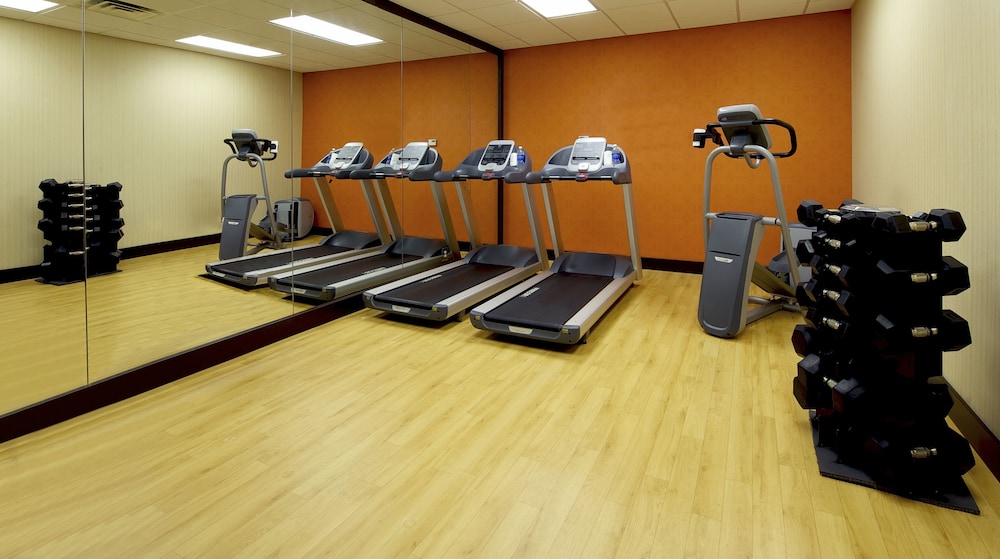 Courtyard by Marriott Bloomington - photo 30
