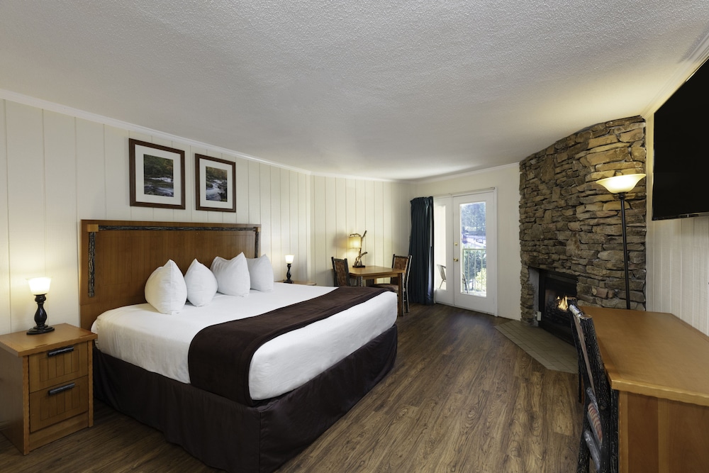 River Terrace Resort & Convention Center - photo 21