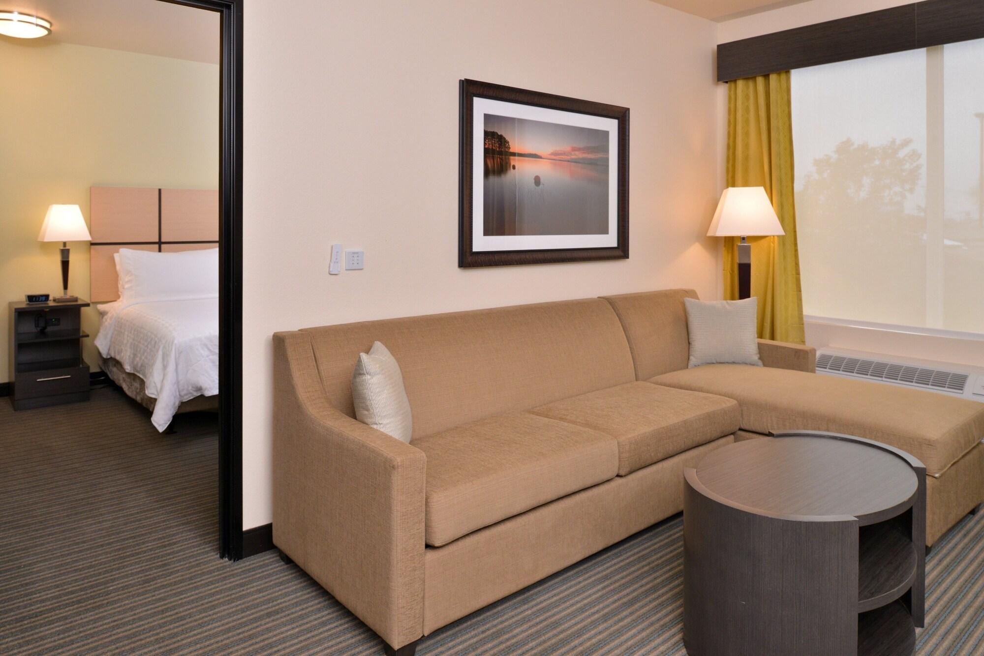 Candlewood Suites Austin Airport by IHG - photo 18