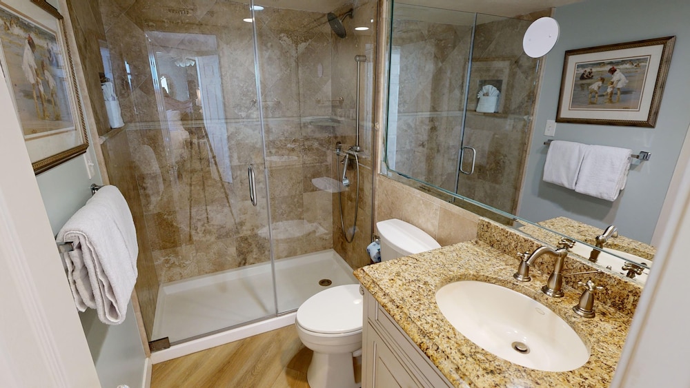 East Pass Towers 304 3 Bedroom Condo by RedAwning Destin - photo 26