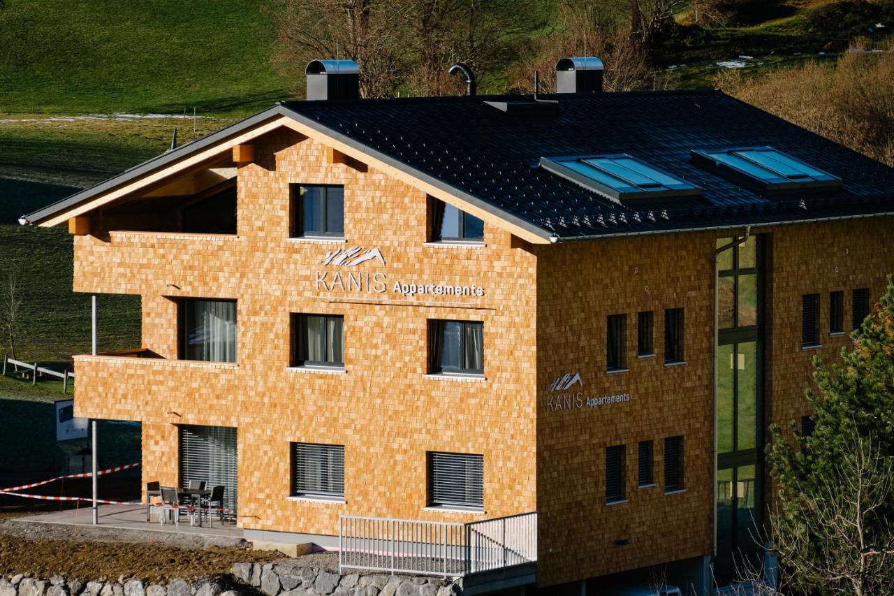 Kanis Appartements — 4-Star Luxury Hotel in Schoppernau, Austria