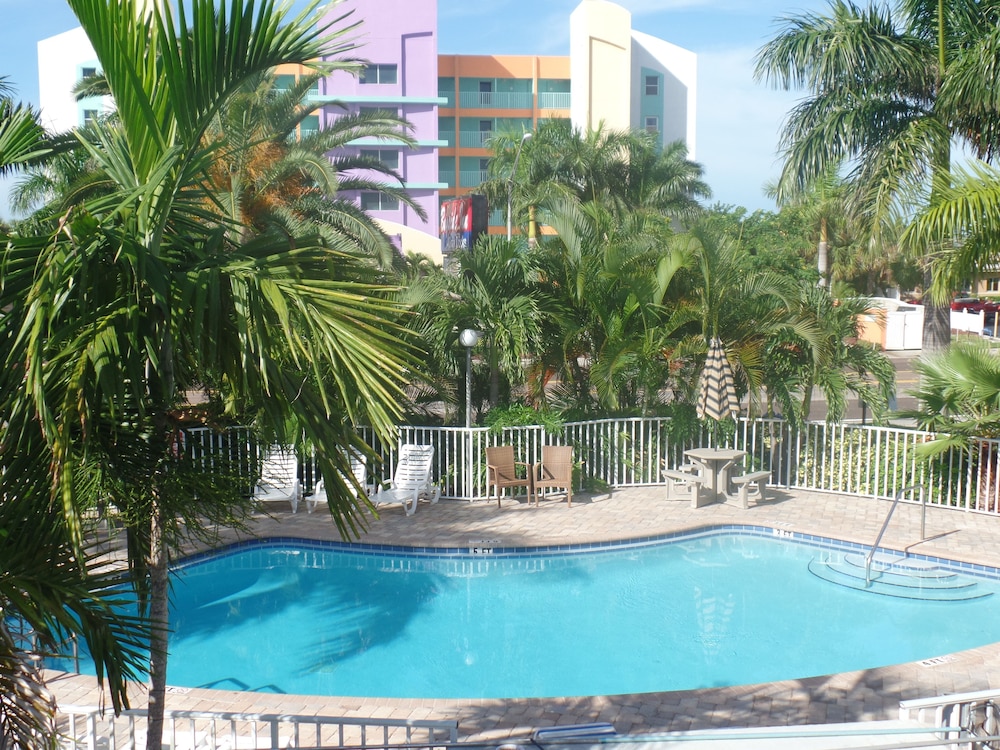 The Bayside Inn & Marina - photo 26