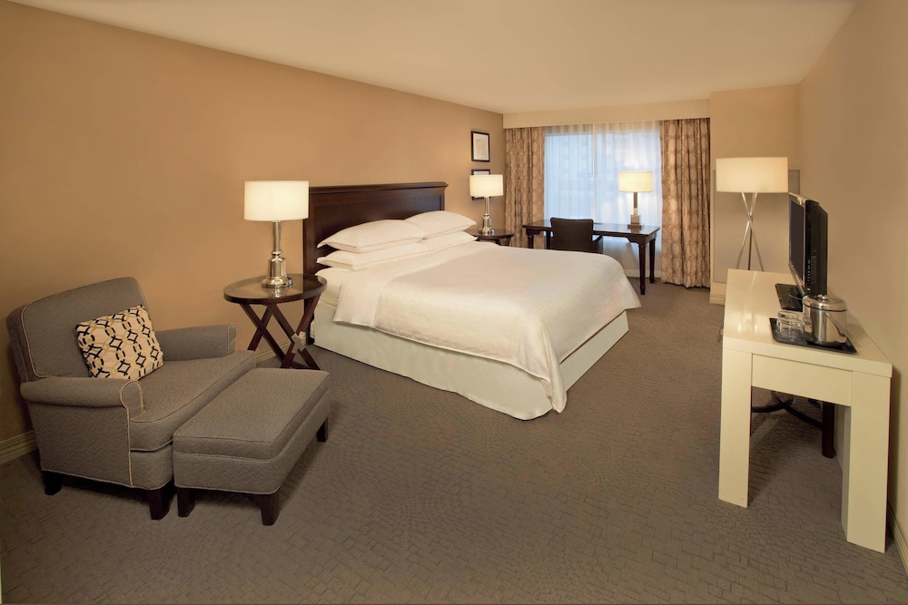 Sheraton Louisville Riverside by Marriott - photo 8