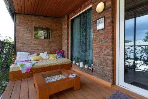 1BR Apt with Dual Terraces & Views By Wehost