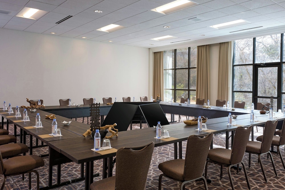 Renaissance Austin Hotel - photo 102