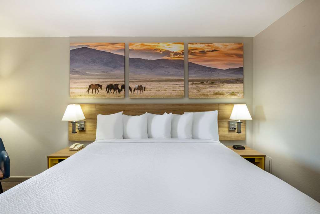 Days Inn by Wyndham Roswell - photo 12
