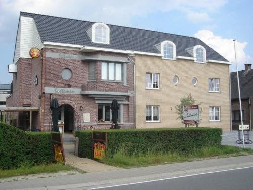 B&B Castellier — 4-Star Luxury Hotel in Lier, Belgium