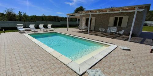 Janus Casa nel Verde exclusive villa with pool — 4-Star Luxury Hotel in Giano Vetusto, Italy