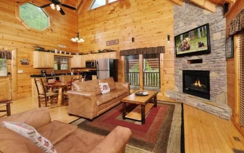 Lucky Enough — Pigeon Forge — photo 4