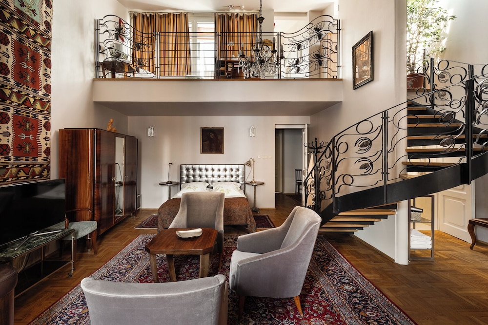 Orlowska Townhouse — 4-Star Luxury Hotel in Krakow, Poland