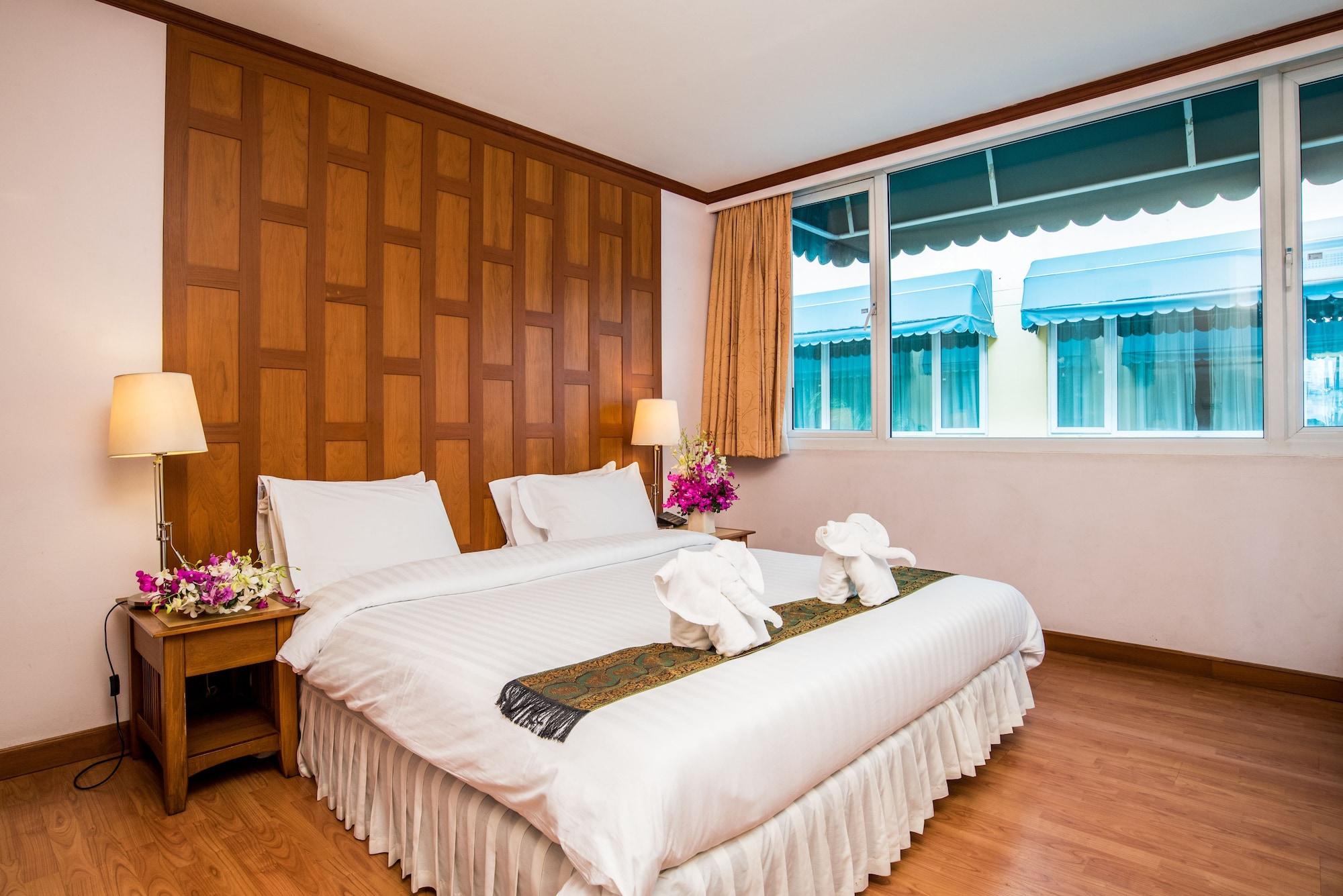 New Siam Riverside — Bangkok — photo 3