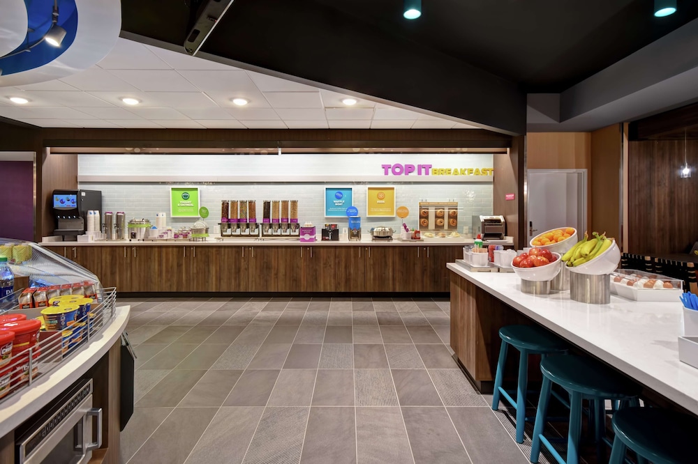 Tru By Hilton Denver South Park Meadows - photo 34