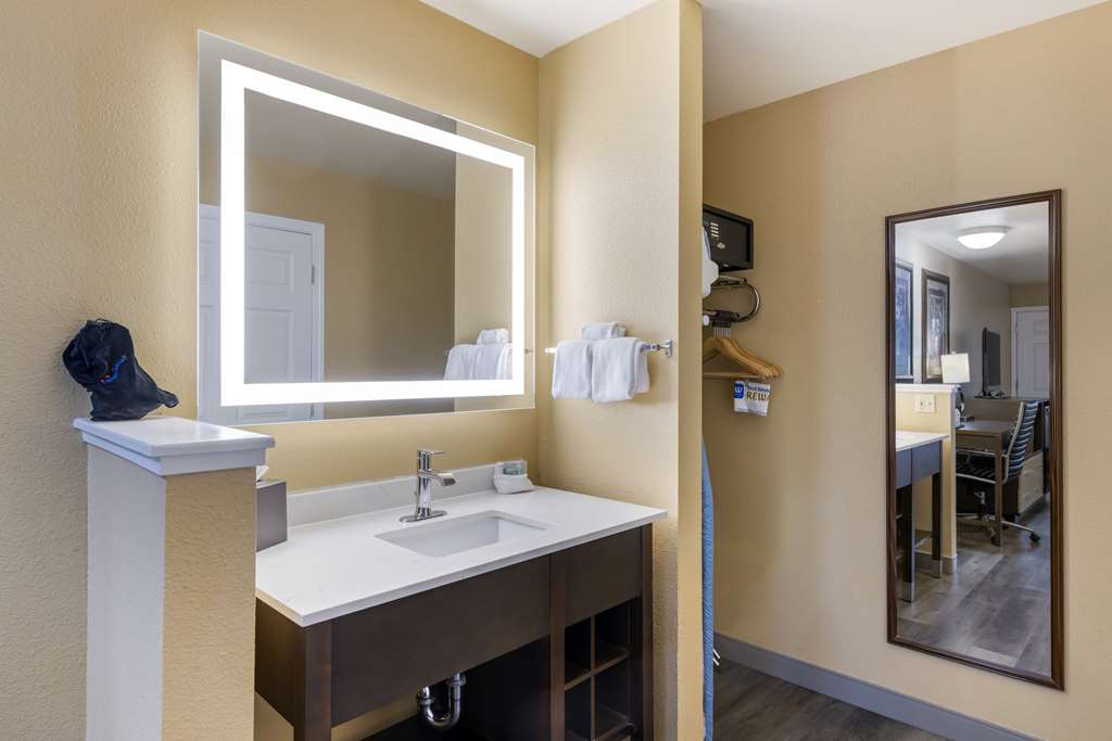 Best Western Fallon Inn & Suites - photo 34
