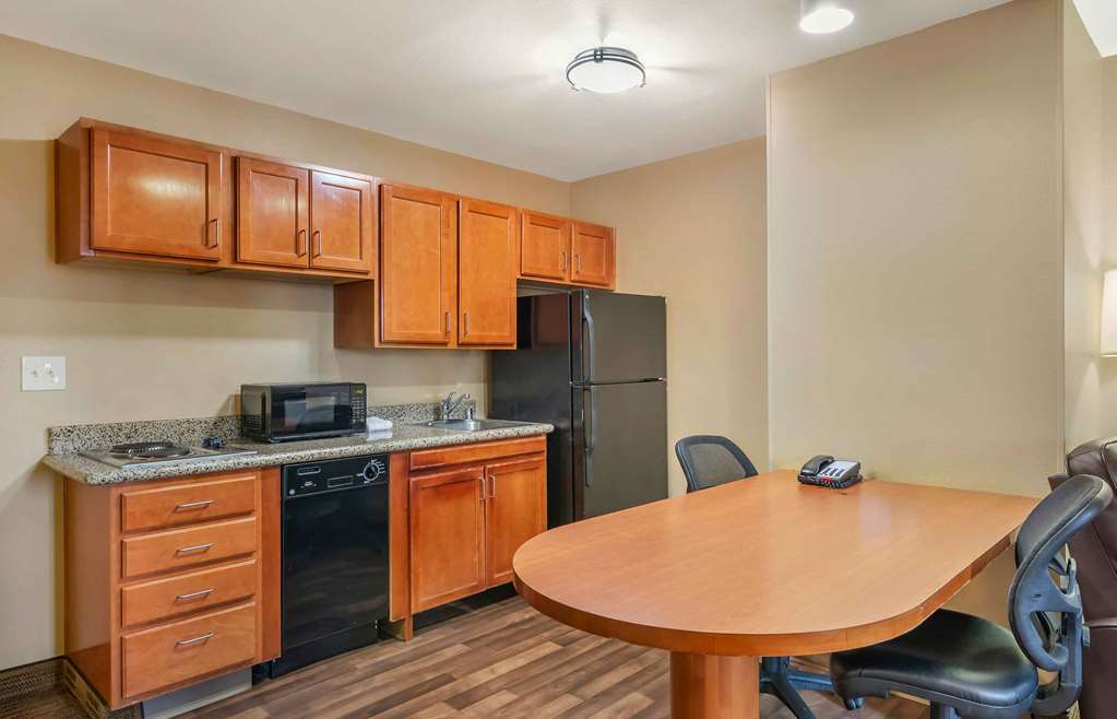 Extended Stay America Suites Bakersfield Chester Lane - photo 33