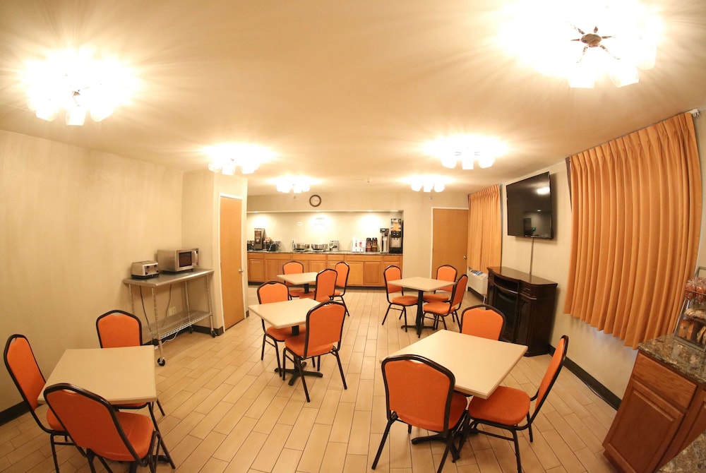 Super 8 by Wyndham Portsmouth - photo 26