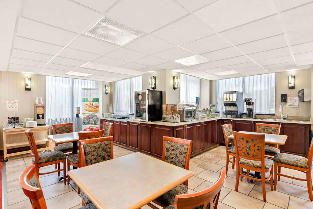 Quality Inn Salem I 81 - photo 33