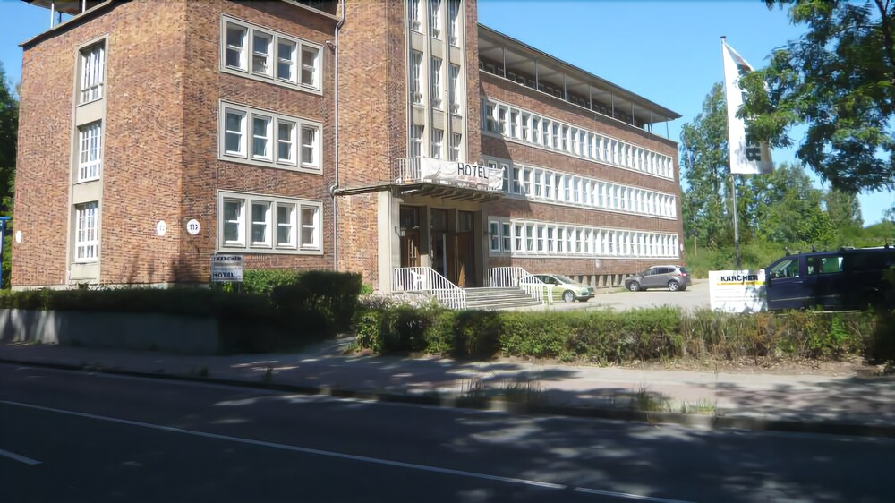 Am Fischereihafen — Rostock