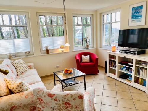 Neue Villa Ernst Ferienwohnung 3 — 4-Star Luxury Hotel in Seebad Bansin, Germany