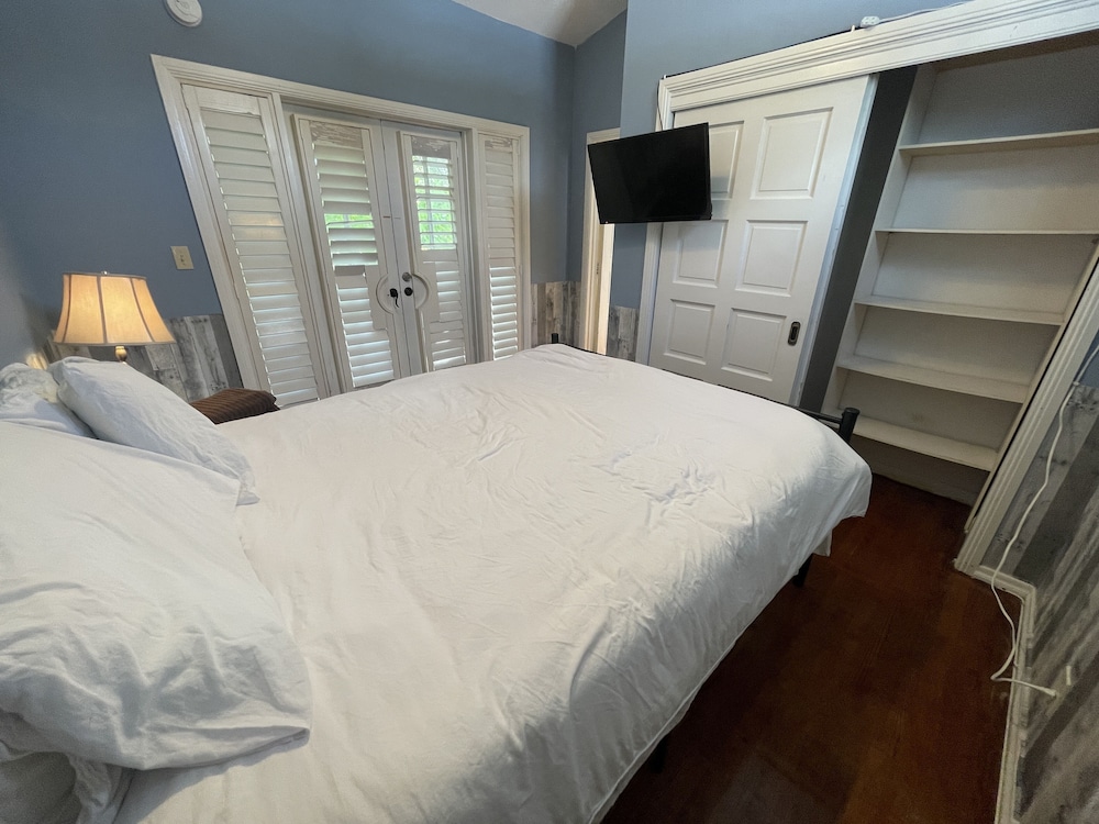 Young Mansion - photo 14