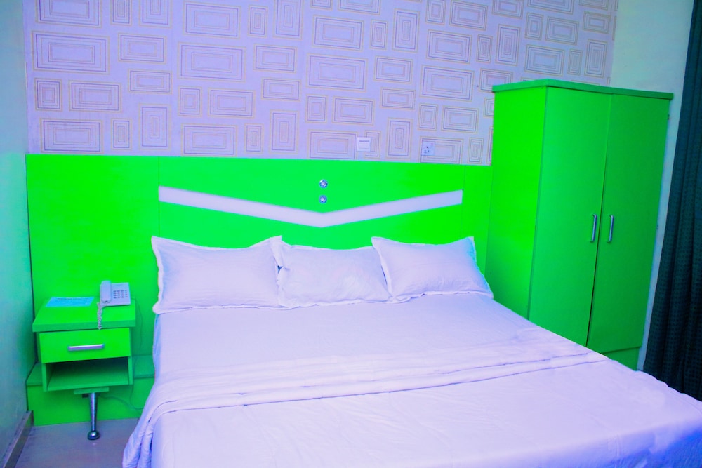 Agburuike Hotels - carbon neutral hotel in Aba