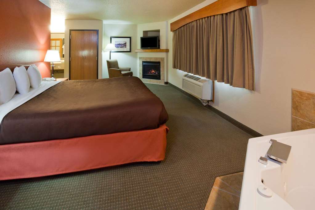 AmericInn by Wyndham Wetmore Munising - photo 10