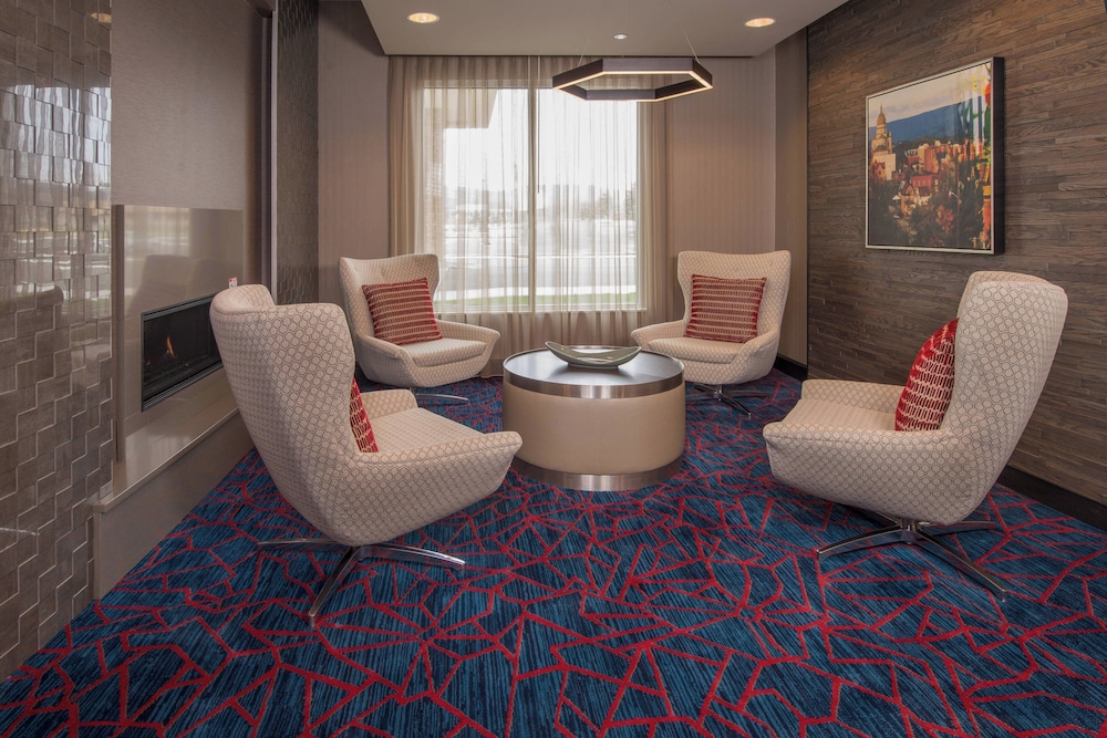 TownePlace Suites by Marriott Altoona - photo 6