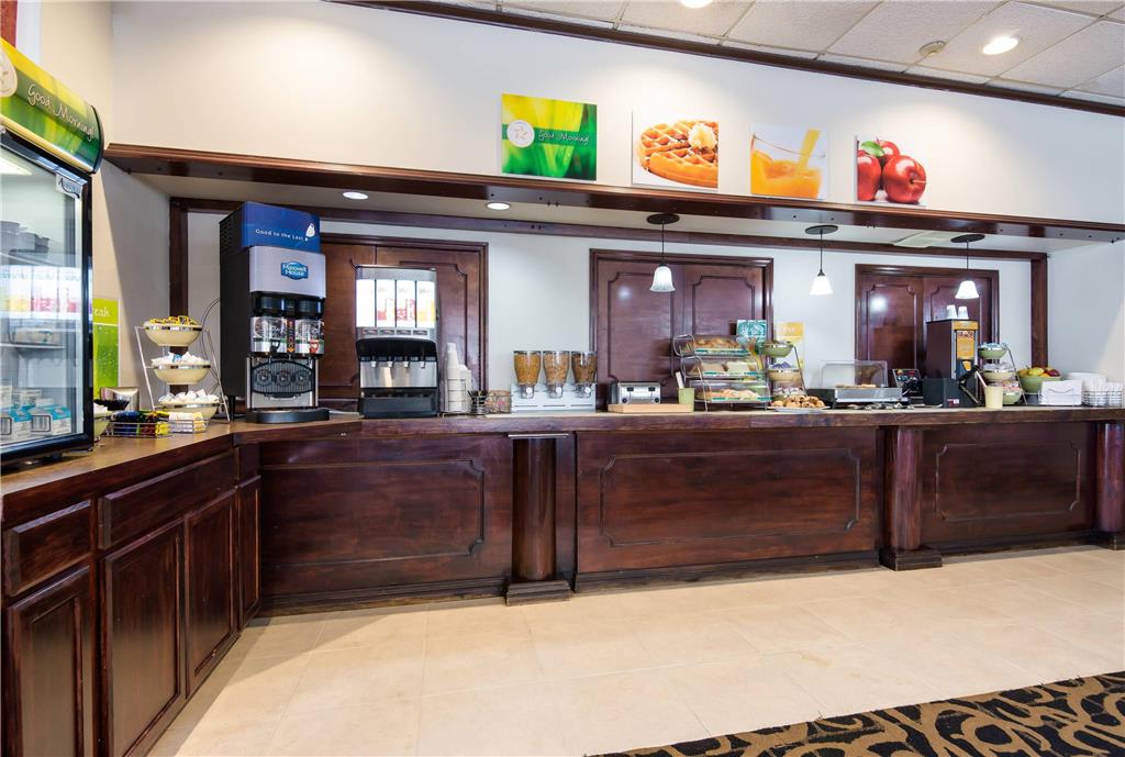 Quality Inn Oneonta Cooperstown Area - photo 31