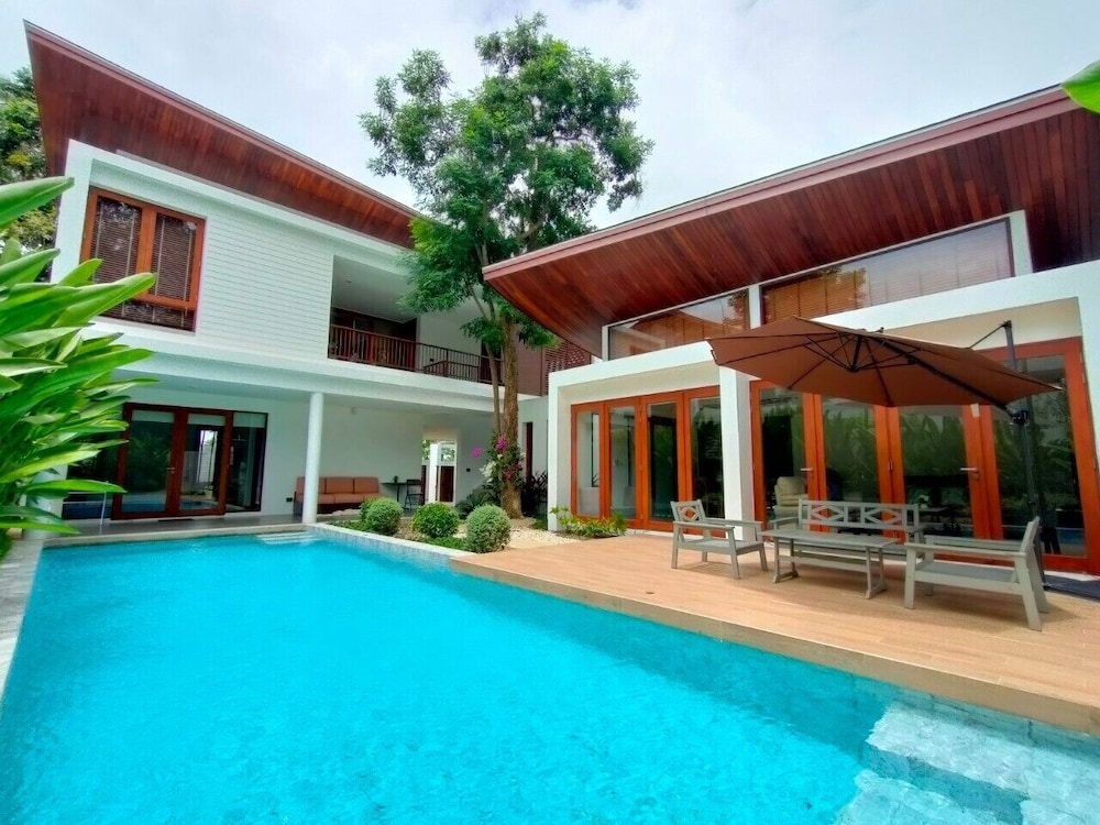 Pran A Luxe — 4-Star Luxury Hotel in Pran Buri, Thailand