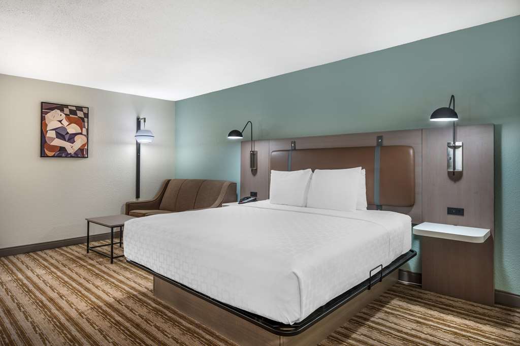 Best Western Plus Richmond Indiana I 70 - photo 17