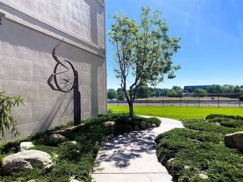 Staybridge Suites Great Falls by IHG - photo 85