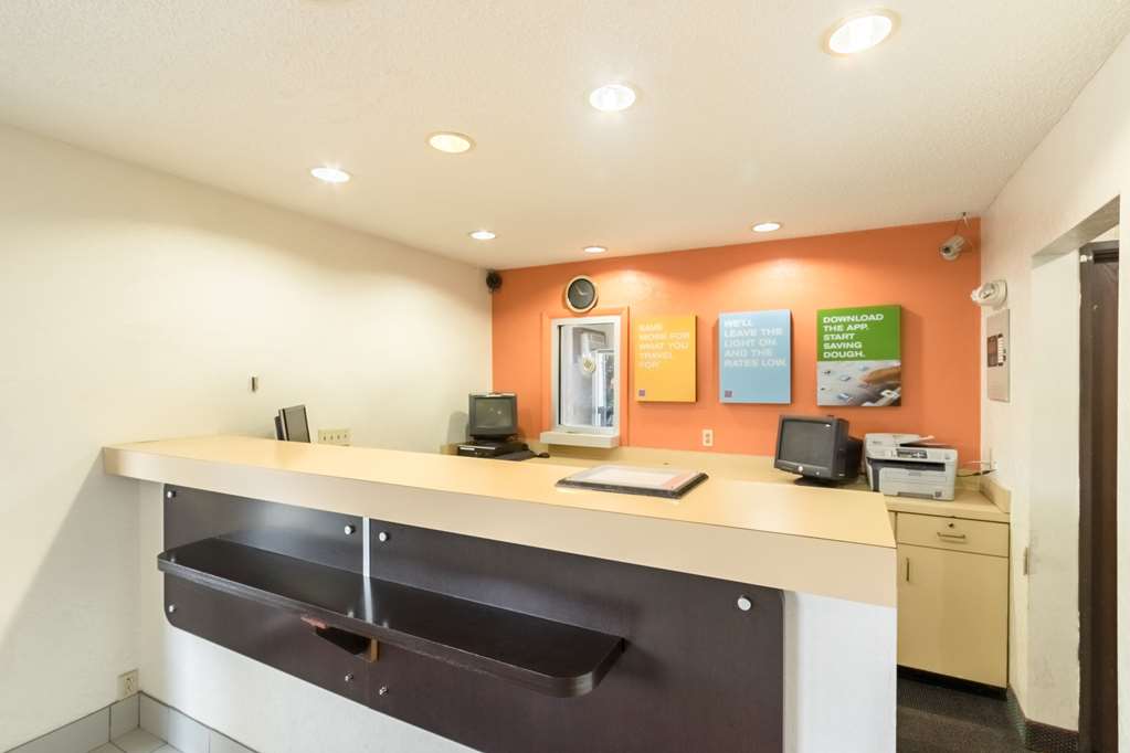 Motel 6 Crawfordsville IN - photo 42