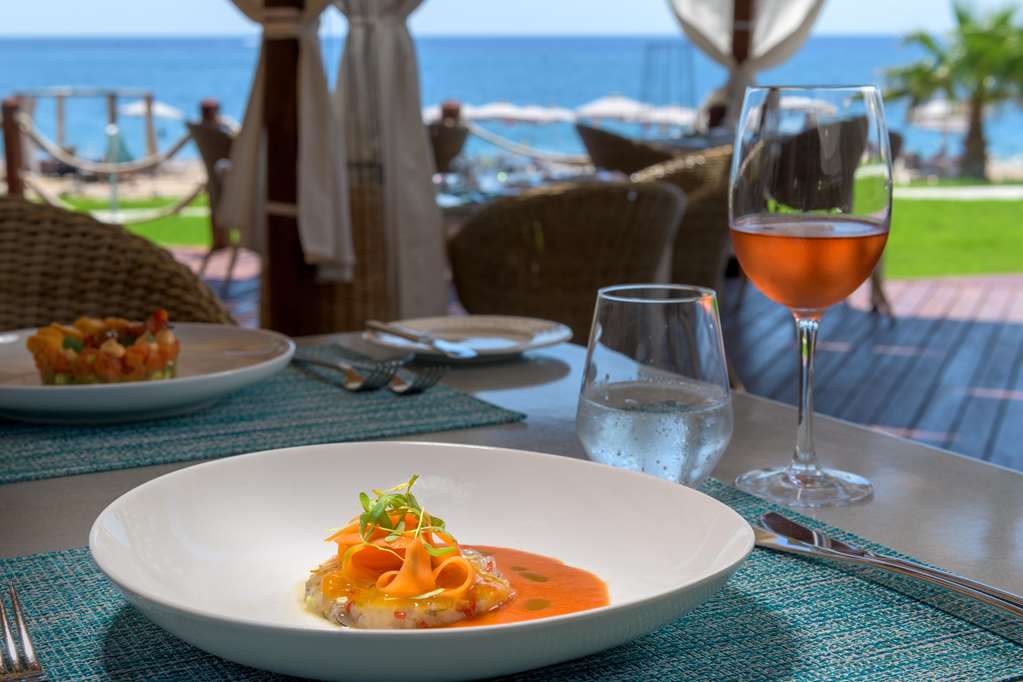 מזון ומשקאות