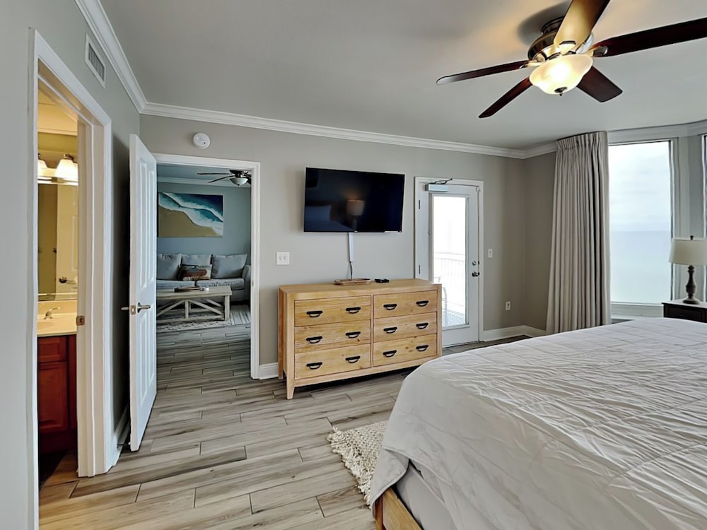 Emerald Beach Resort by SVR II - photo 11