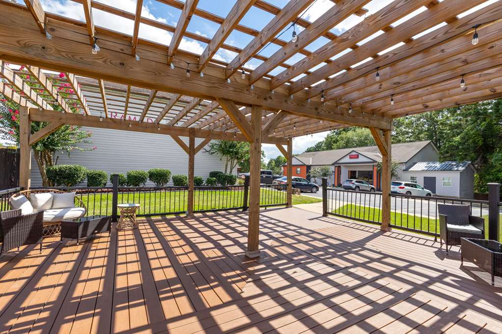 Ramada by Wyndham Studio Suites Dothan - photo 29