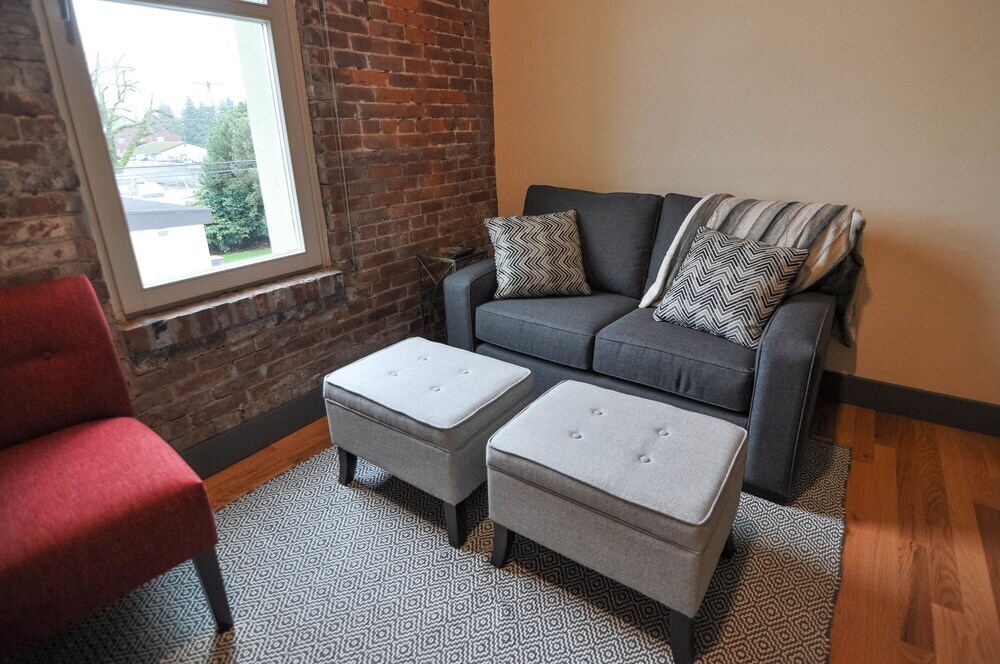 Amity Flats - photo 10