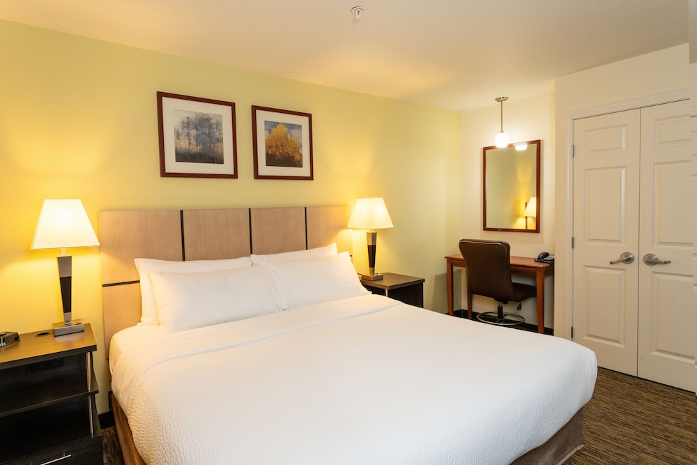 Candlewood Suites Roswell New Mexico by IHG - photo 6