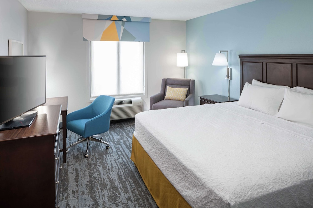 Hampton Inn & Suites Miami Doral Dolphin Mall - photo 13