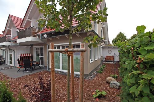 Ekvator - carbon neutral hotel in Aramil