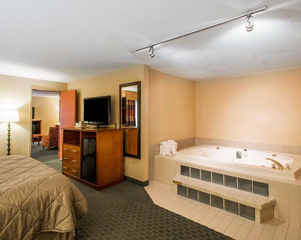 Quality Inn and Conference Center Greeley Downtown - photo 10
