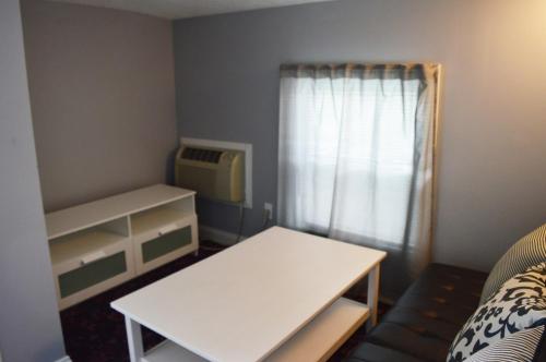 Mountain View Suites - photo 23