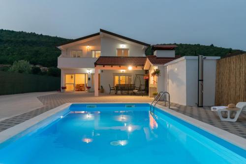 Villa Ivona near Imotski private pool — 4-Star Luxury Hotel in Imotski, Croatia