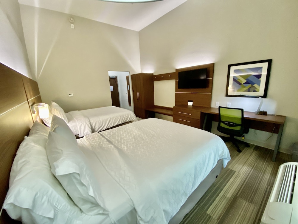 Holiday Inn Express Pineville Alexandria Area by IHG - photo 28