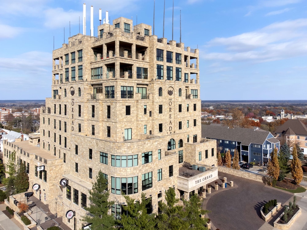 The Oread Lawrence Tapestry Collection by Hilton - photo 156