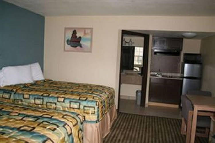 Surfside Inn Suites - photo 14