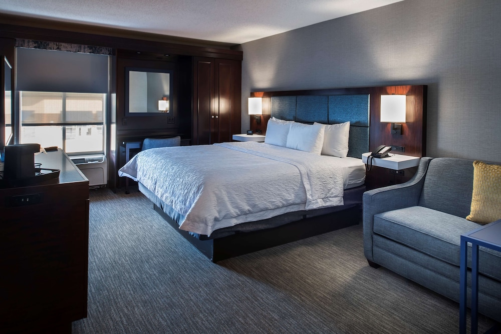 Hampton Inn & Suites Chicago Lincolnshire - photo 27